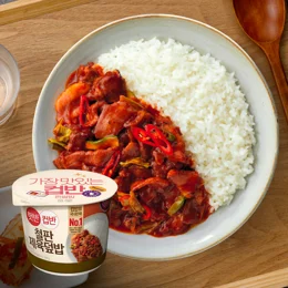 햇반컵반 철판제육덮밥 256g
