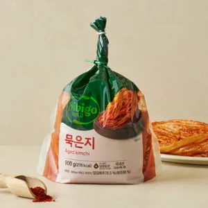 비비고 묵은지 900g