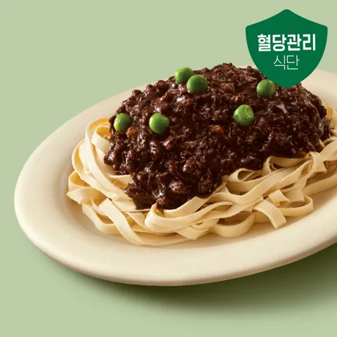 루틴잇 고단백저당 도시락 유니짜장두부면 445G