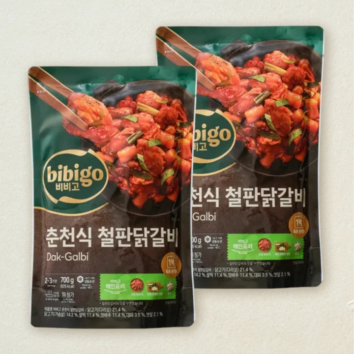 비비고 춘천식철판닭갈비700gX2개