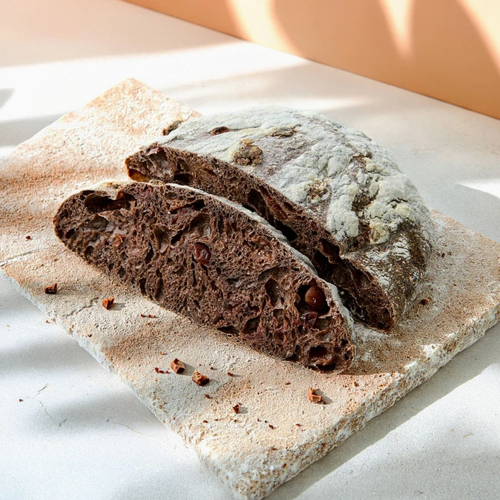 브로드카세 72시간 진한 초코 사워도우 깜빠뉴 하프 300g