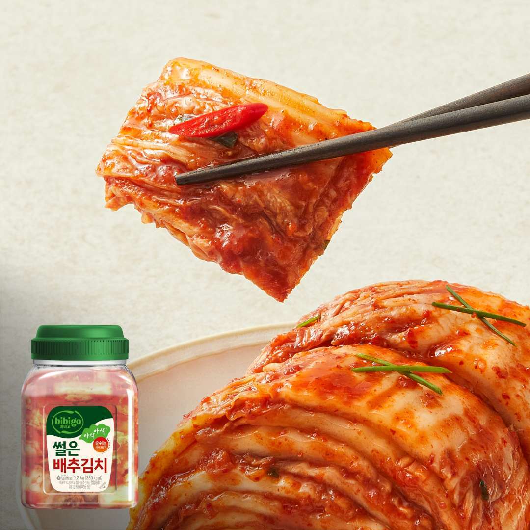 [숨쉬는 용기]비비고 썰은배추김치1.2kg(용기형)